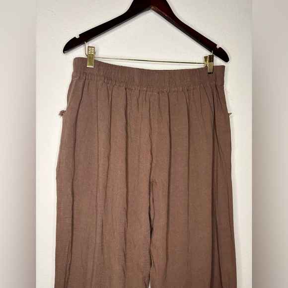 UMGEE NWT BROWN FRAYED HEM LINEN FLOWY CROPPED PANTS SZ XL - Picture 6 of 9
